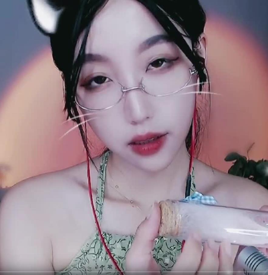 11081205.jpg ASMR 强力清洁耳朵和放松按摩 酥酥学姐